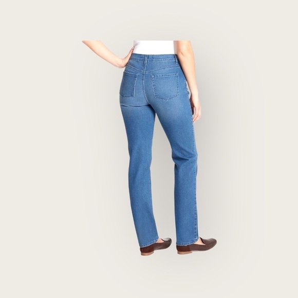 Gloria Vanderbilt Amanda Classic Rise Original Slimming Jeans - Picture 1 of 3